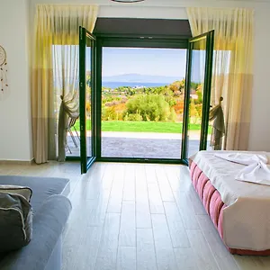 Ethereal Hilltop Suites Χανιώτη