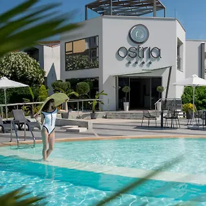 מלון Ostria Sea Side, חניוטי